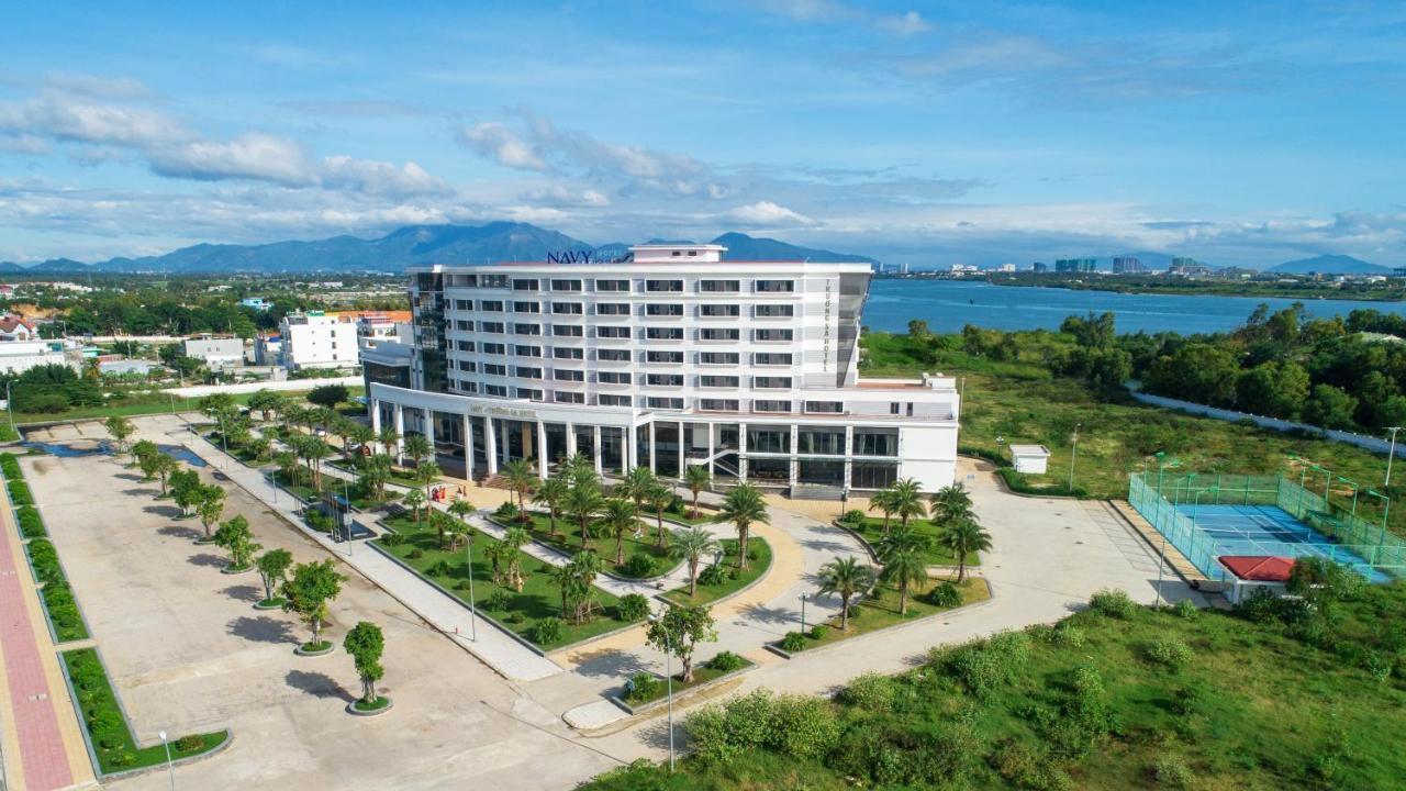 Navy Hotel Cam Ranh Eksteriør billede